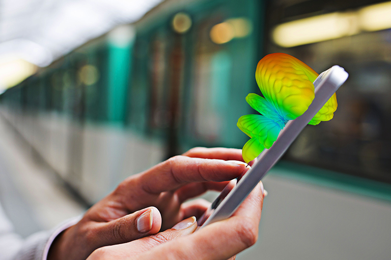 Cloud-enabled Simulation Integrated Antenna